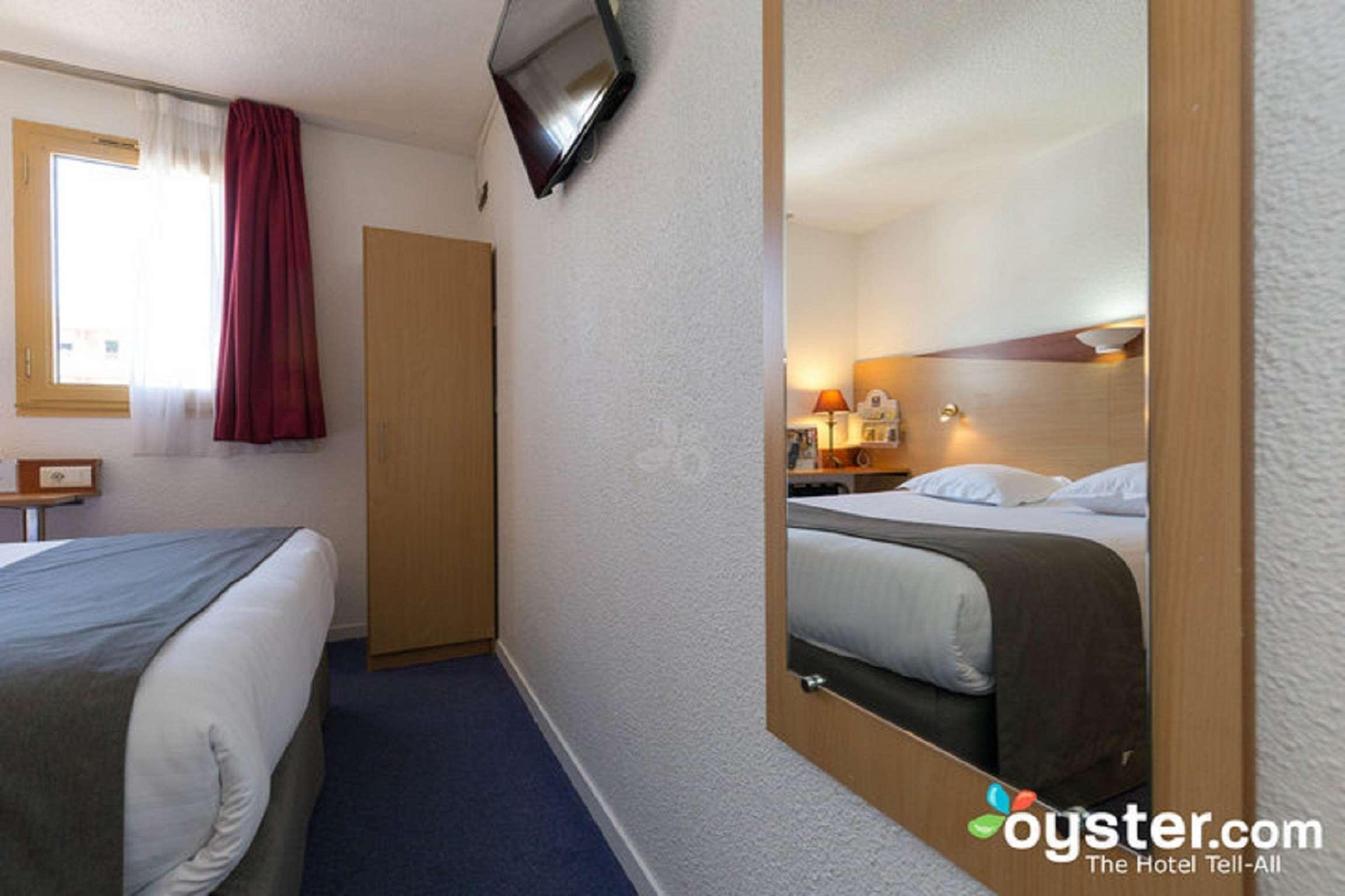 Kyriad - Stade Hotel 3*